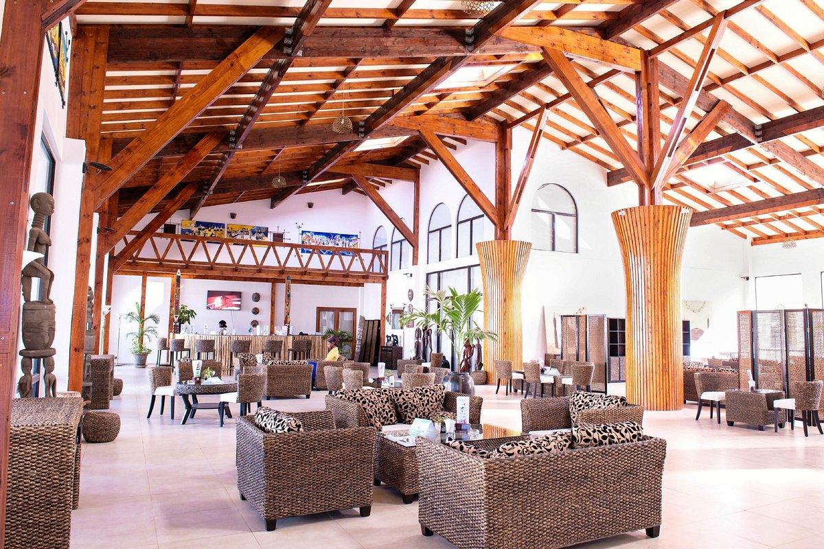 Ocean Bay Hotel & Resort Bakau Extérieur photo