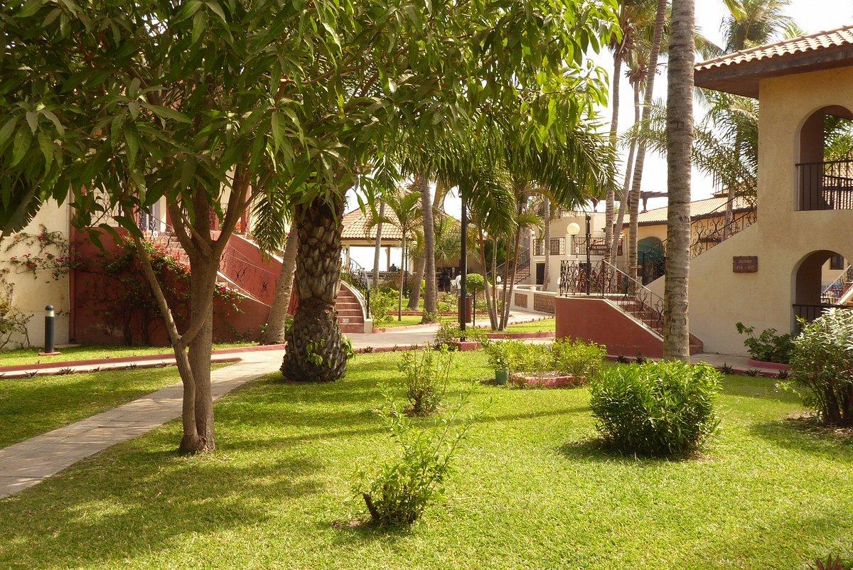 Ocean Bay Hotel & Resort Bakau Extérieur photo