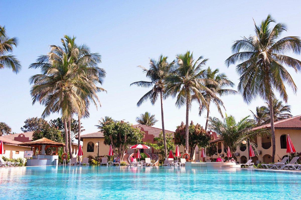 Ocean Bay Hotel & Resort Bakau Extérieur photo