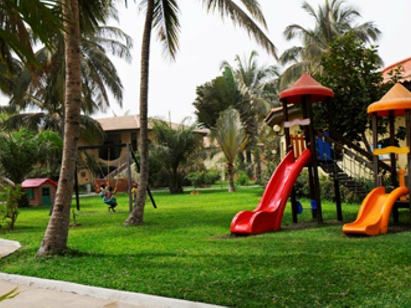 Ocean Bay Hotel & Resort Bakau Extérieur photo