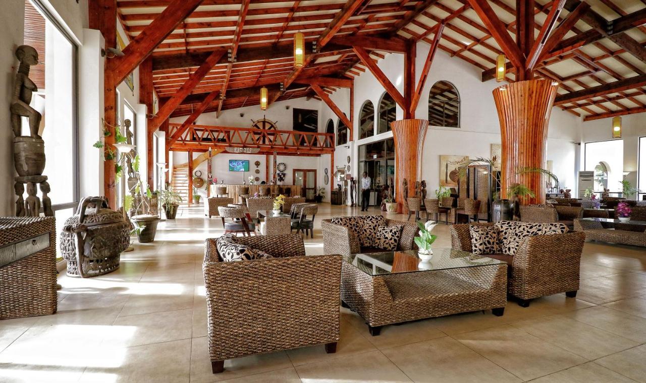 Ocean Bay Hotel & Resort Bakau Extérieur photo